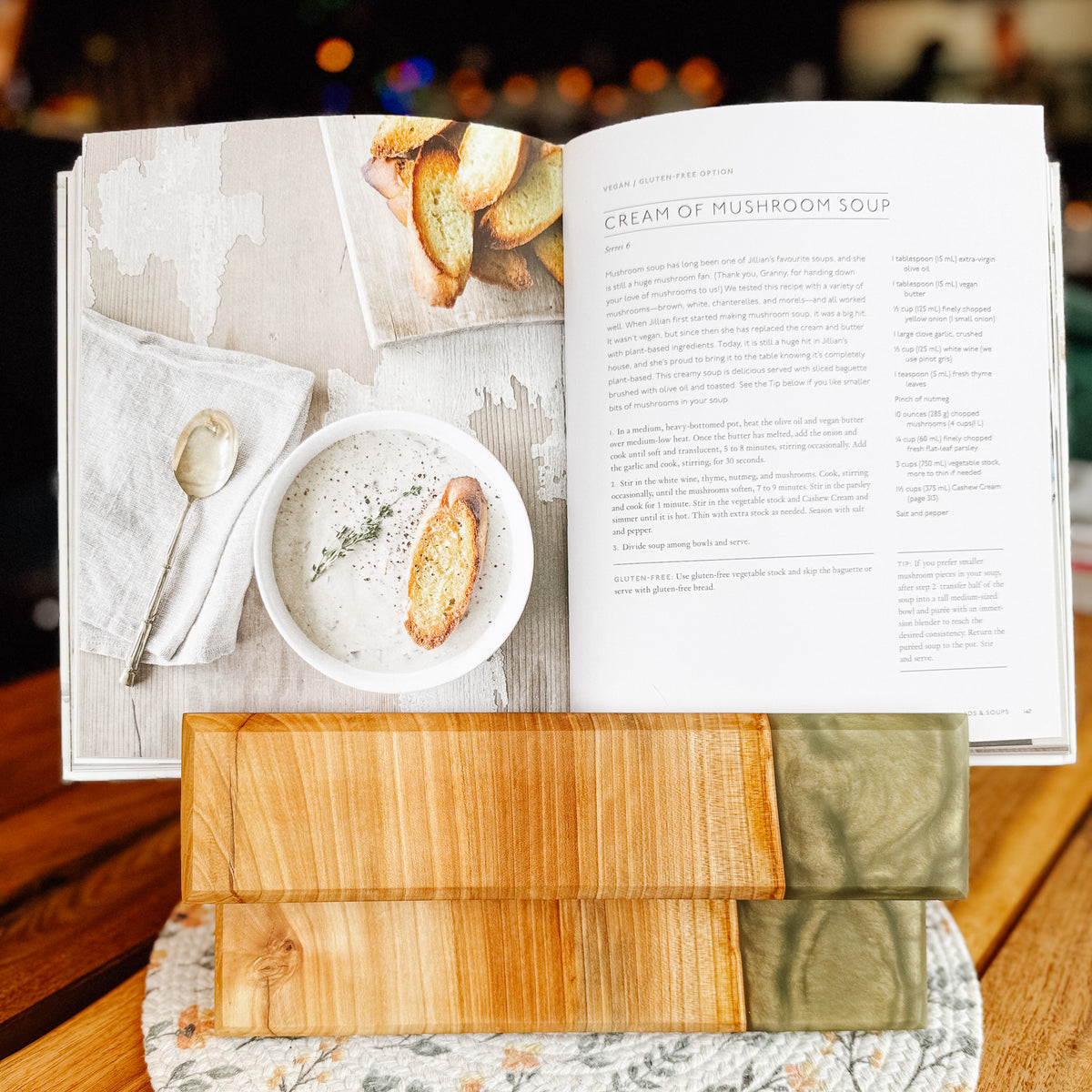 Cookbook Stand